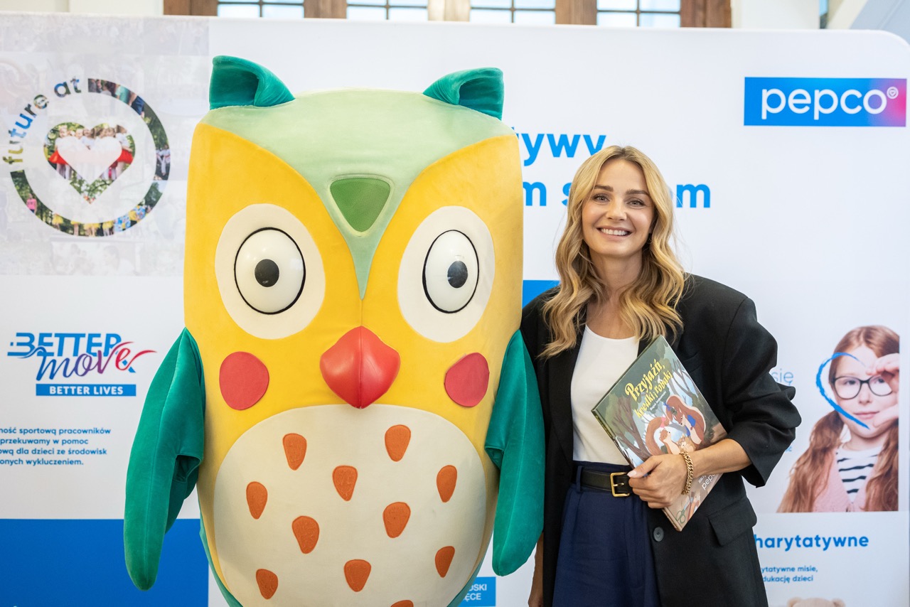 „Przyjaźń, kredki i robaki” – PREMIERA Bajki