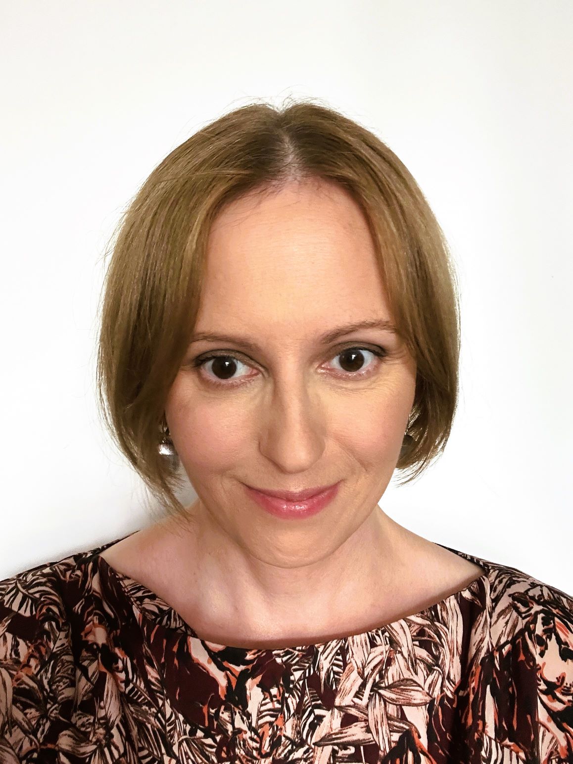 dr Magdalena Rowicka